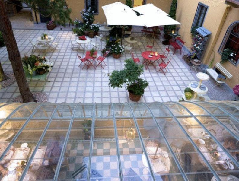 Albergo Residence Perosi Tortona Eksteriør billede
